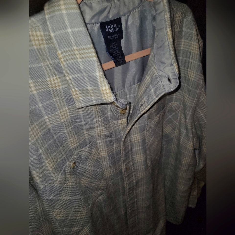 John Blair Brand Flannel ButtonUp Shirt John Blair Brand Flannel ButtonUp Shirt